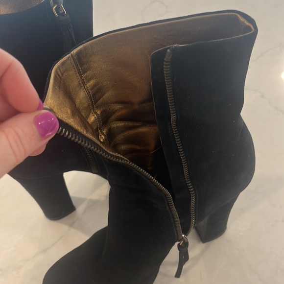 Black sued ankle Miu Miu boots - Picture 3 of 4